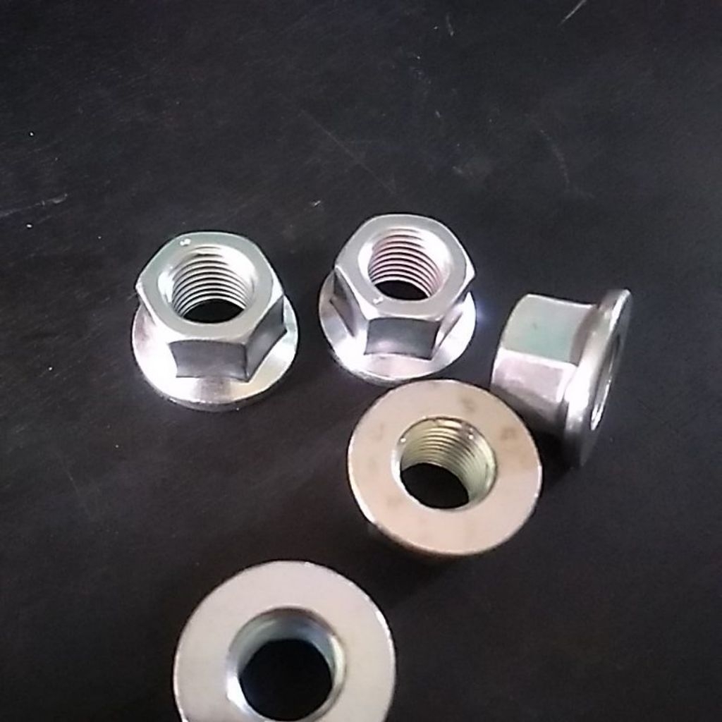 MUR FELENG M.12 BUAT .BAUT 17 ORIGINAL MITSUBISI