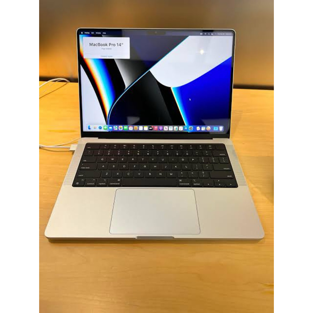 Macbook pro M2 2025