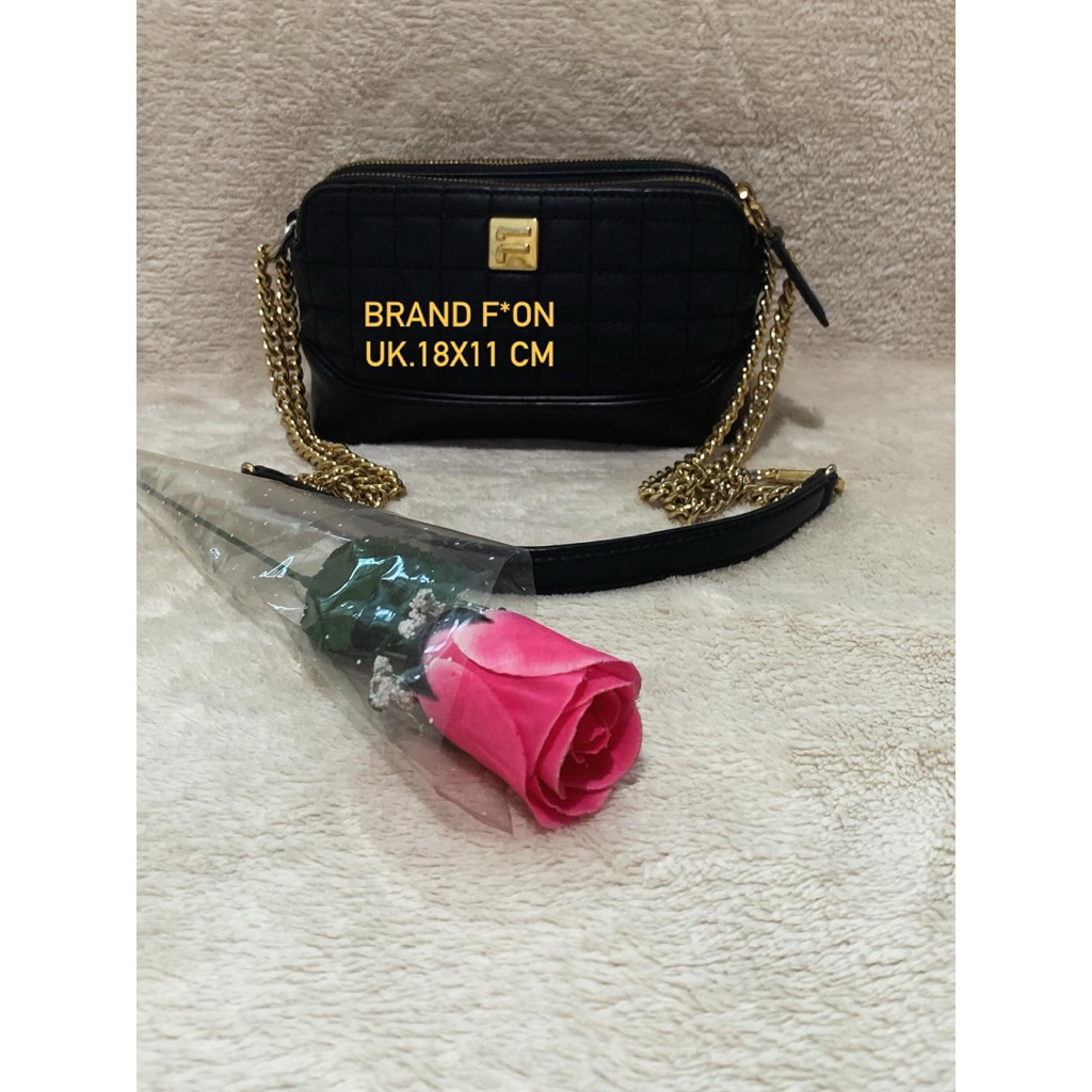 Brand F*on Preloved Tas mini Sling and Shoulder kulit wanita