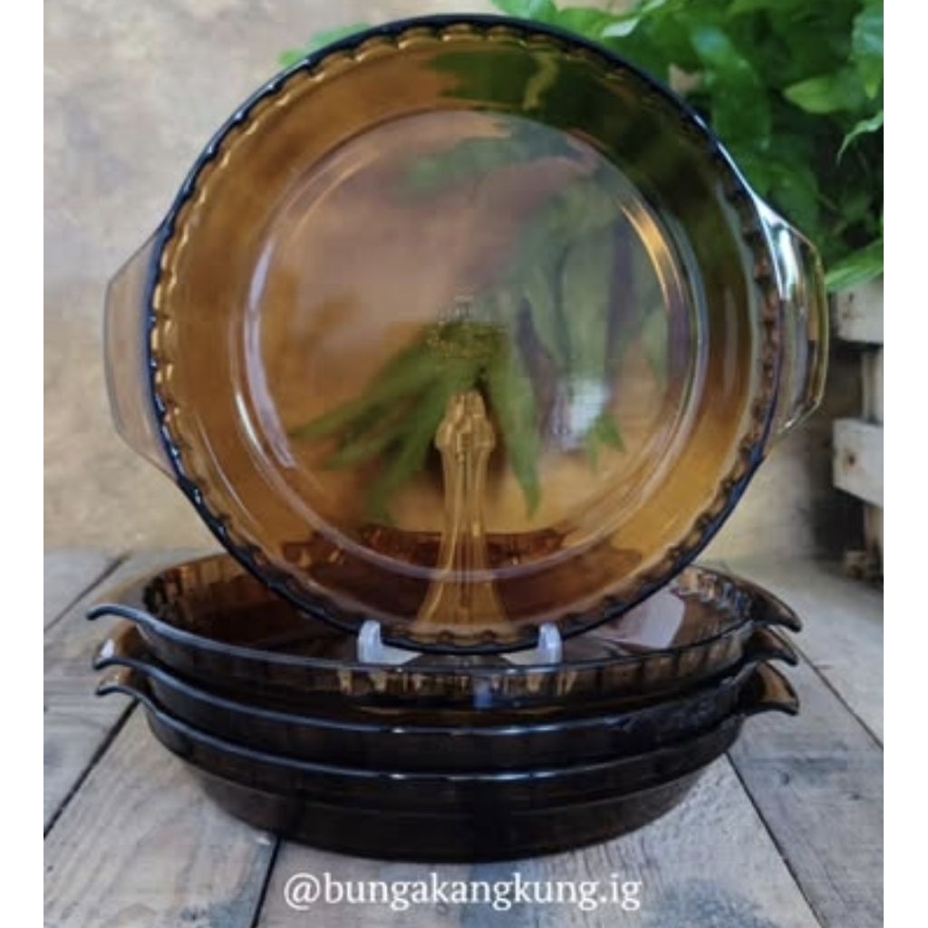 Pie Pan pyrex anchor hocking Fireking USA