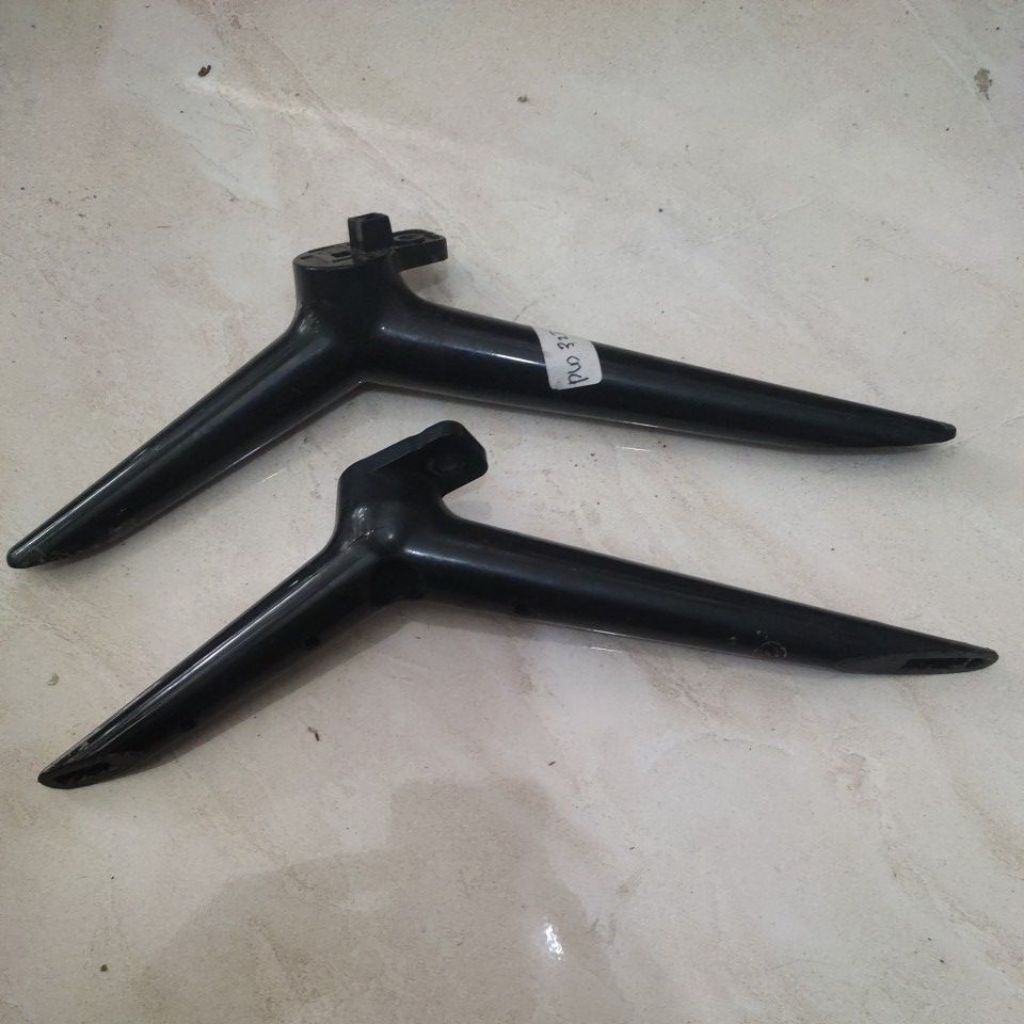kaki kaki tv Polytron 32 inc
