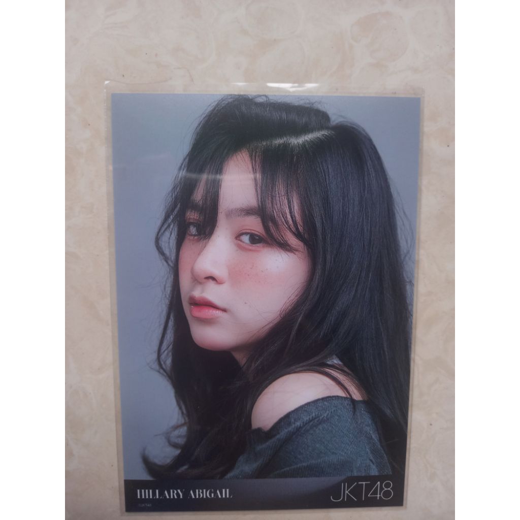 Photopack Hillary Abigail (Lily JKT48) - Kalender 2026 Freckless Reckless