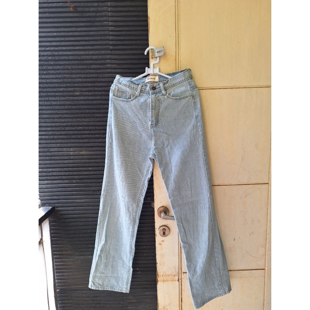 Rubylicious straight jeans