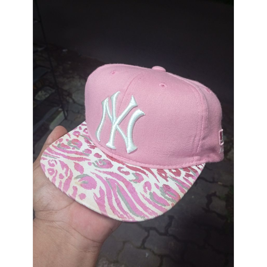 Topi Snapback anak NY MLB Pink 4-9th