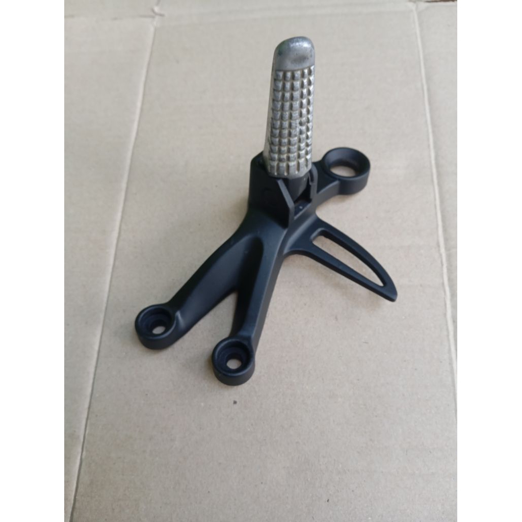 Footstep sebelah kanan satria FU second original copotan