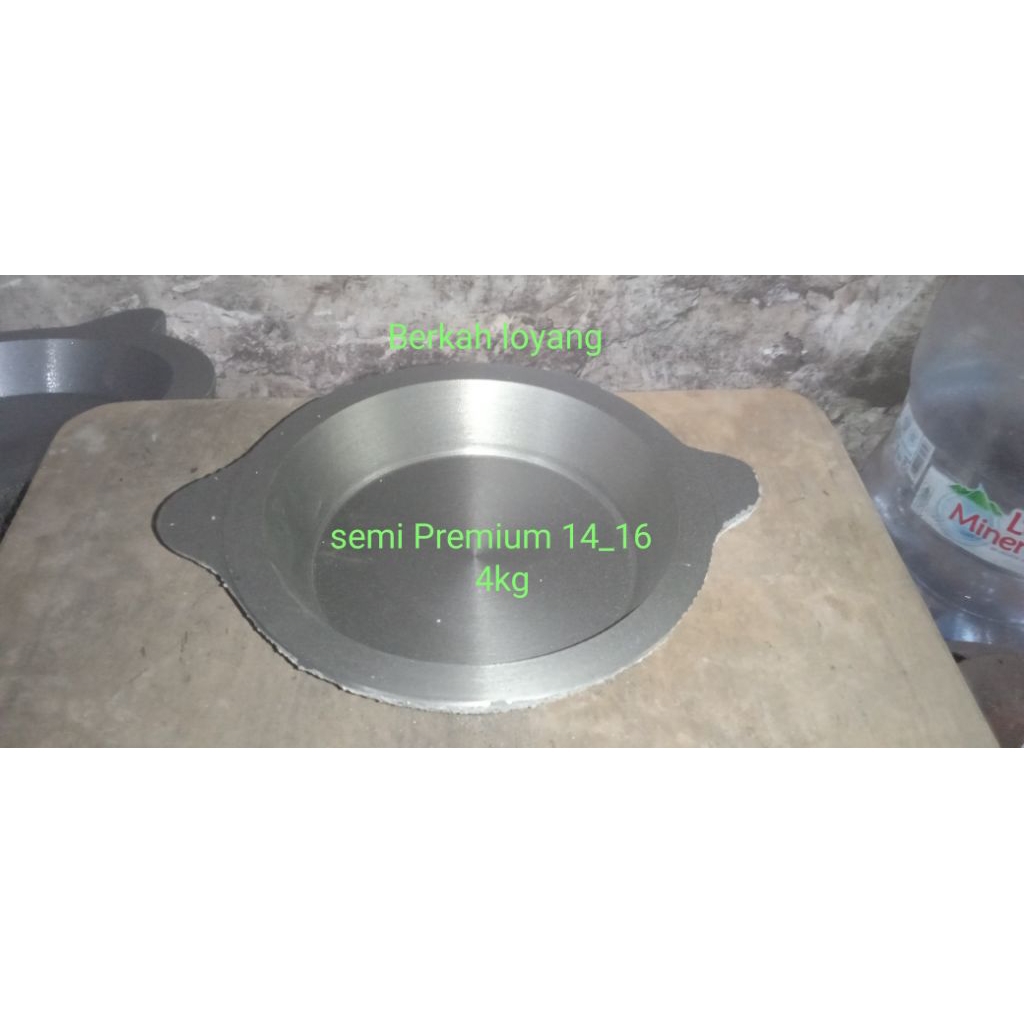 loyang wajan martabak manis,terang bulan semi premium 14-16 + tutup berat 4 kg