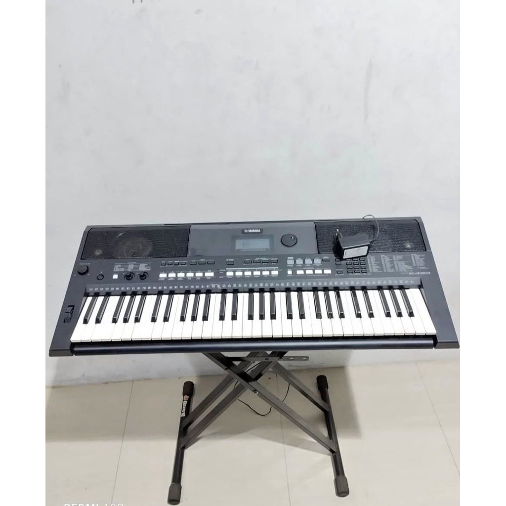 Yamaha PSR E 433 flashdisk + Stand