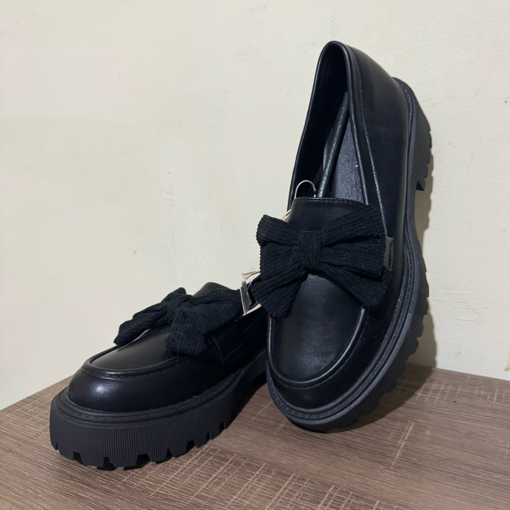 COLORBOX Loafers Size 38 Sepatu CB Bali Instant Denpasar Murah Platform Black Hitam Loafer Mengkilap