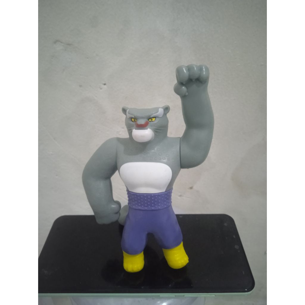 mainan figure tai lung kungfu panda burger king