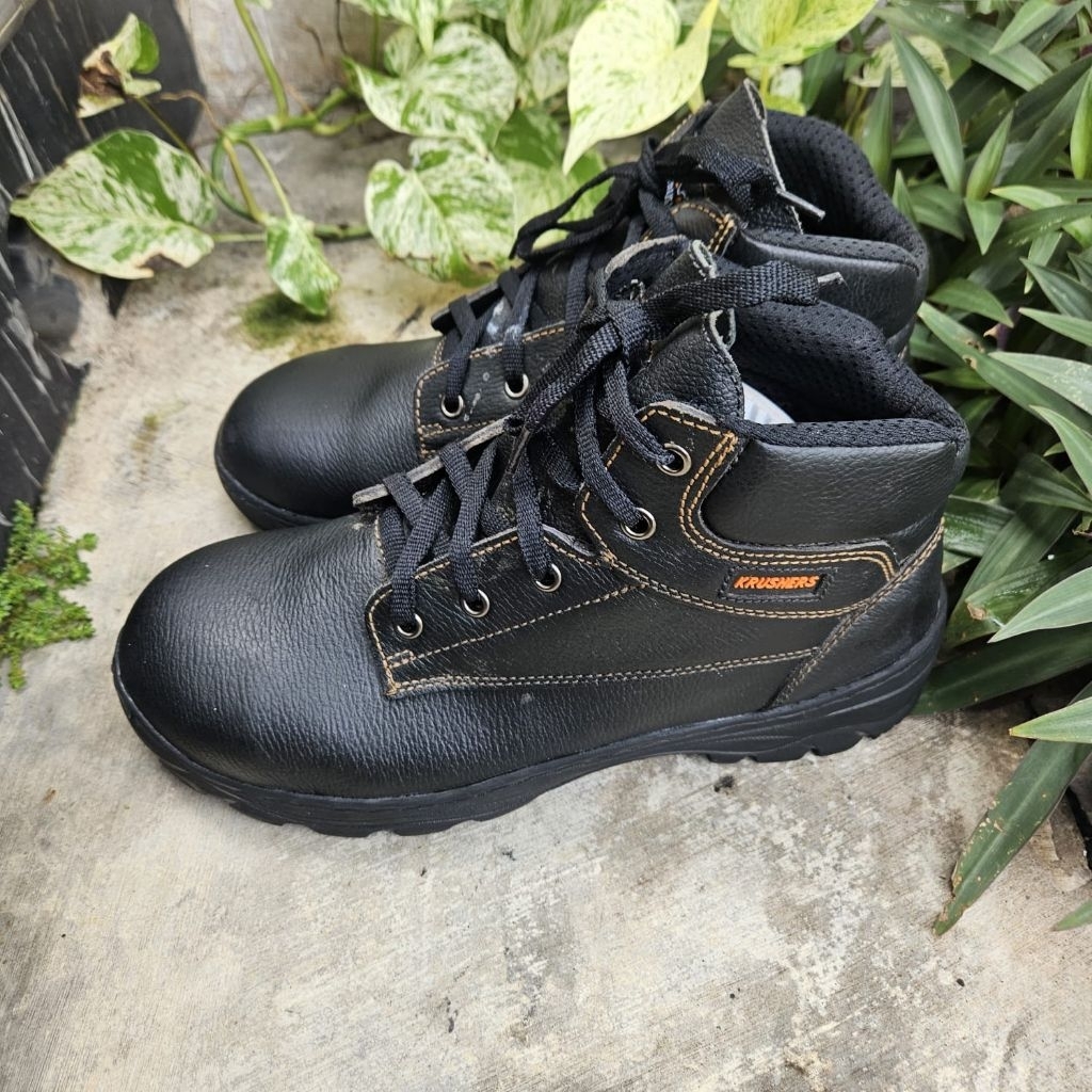 sepatu safety second krusher size 42(27cm)