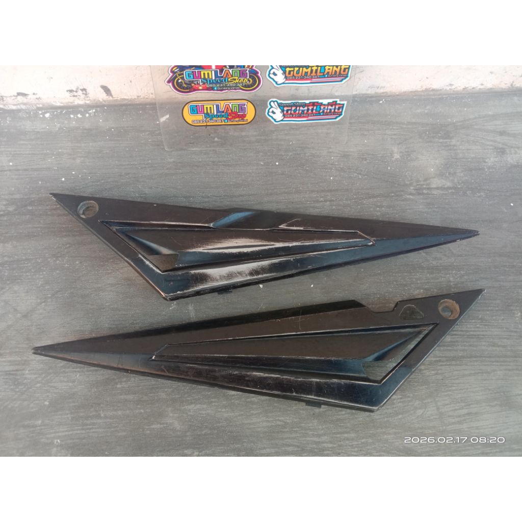 Sambungan body blakang bagian tengan Jupiter MX old ori
