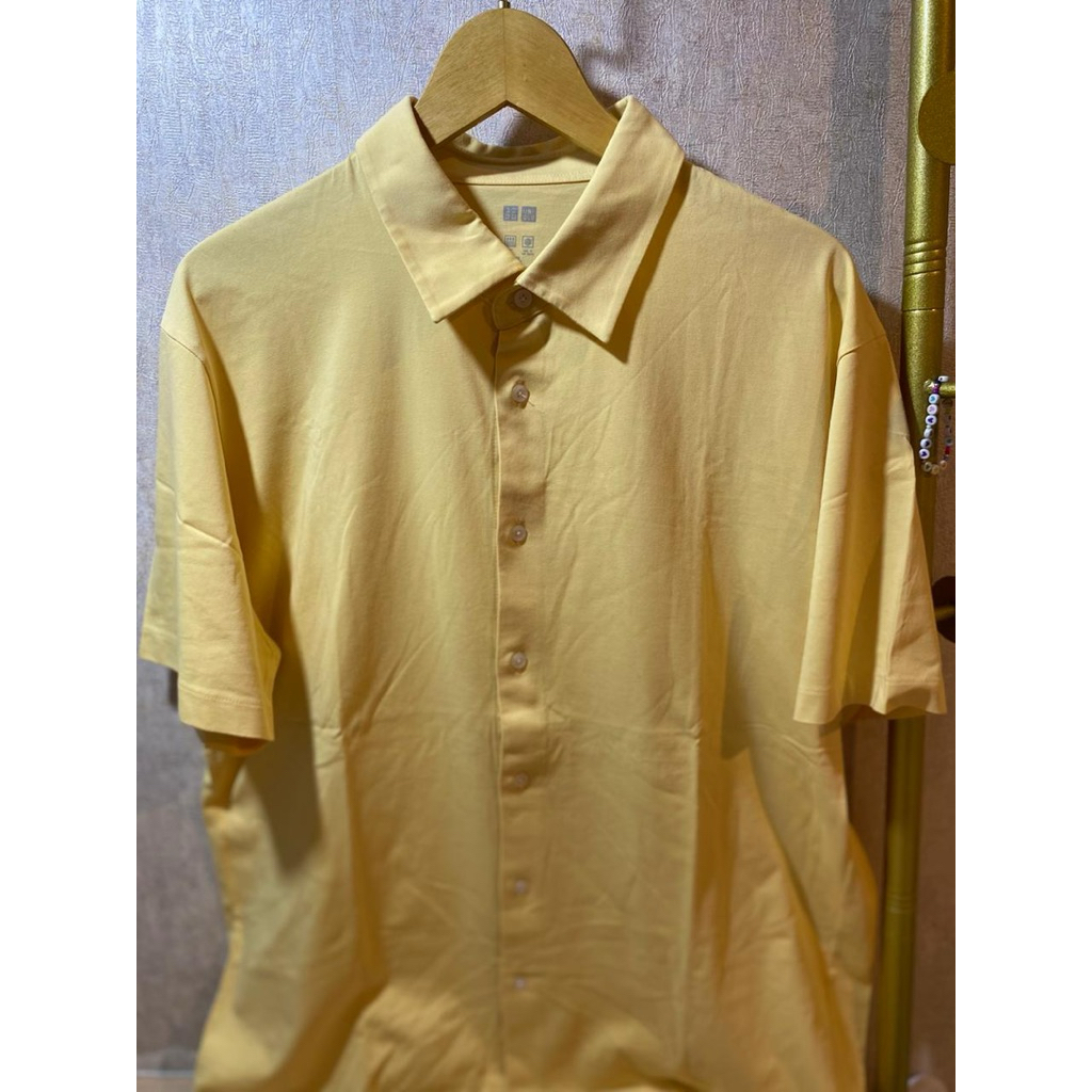 Kemeja Pria Uniqlo Airism Lengan Pendek Men’s Polo Shirt
