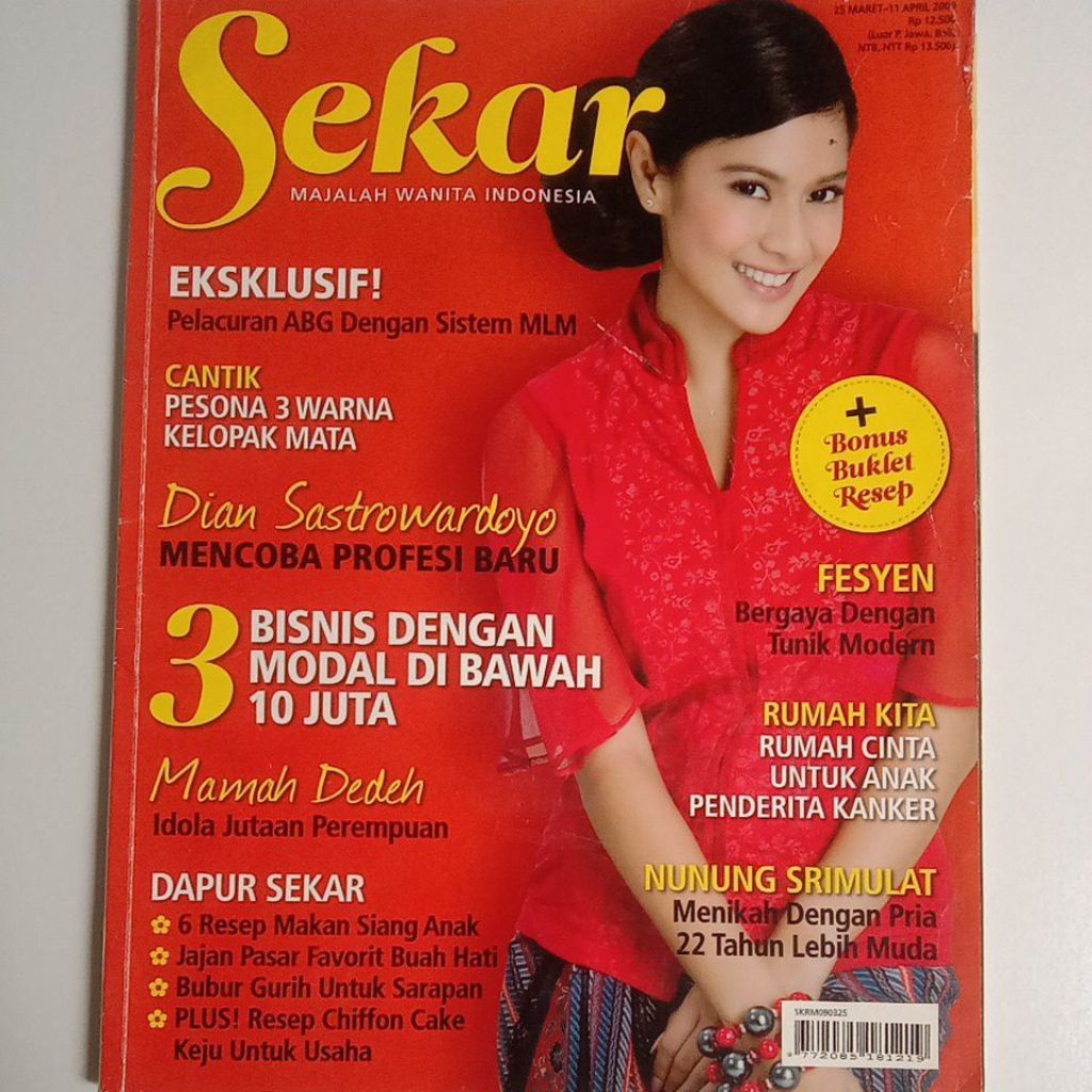 Majalah Sekar Nomor Perdana 2009 Cover Dian Sastrowardoyo (Gadis Sampul'96)