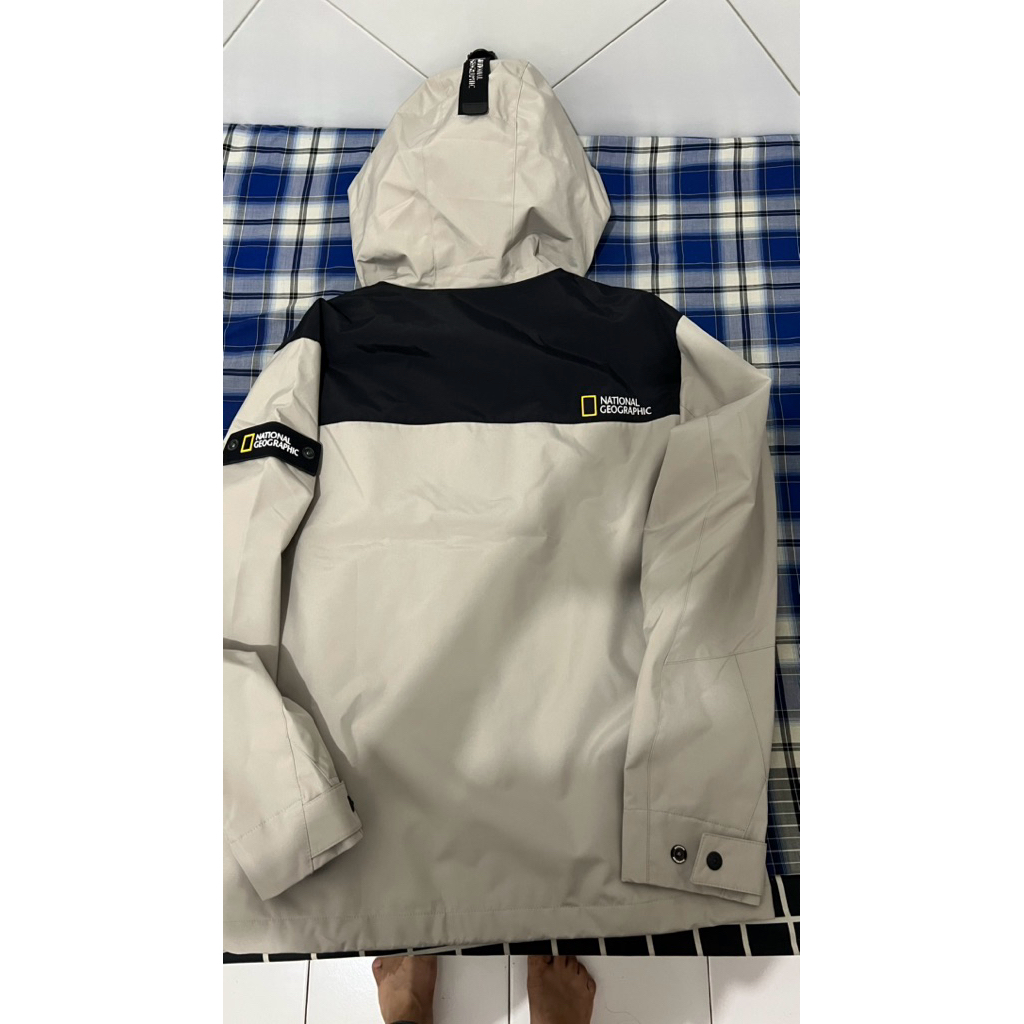 Jaket Natgeo Beige