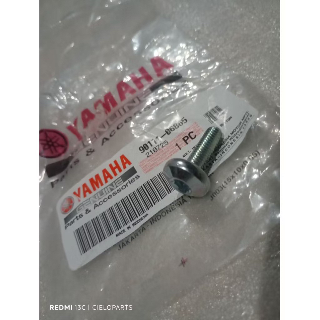 Baut Gantungan Barang Yamaha Mio M3 Z, Soul GT, XRide 125, Lexi, Freego 90111-06865 100%Original YGP