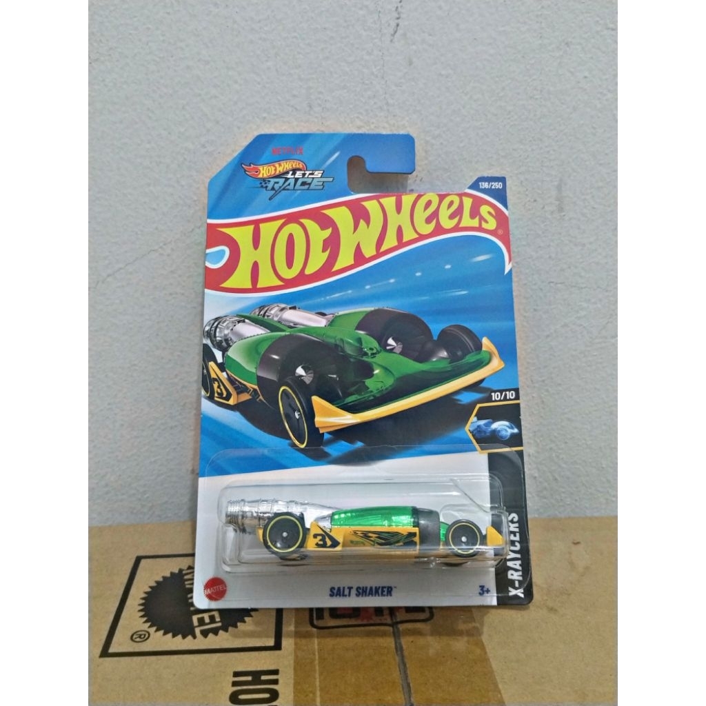 Hot Wheels Salt Shaker HYY75