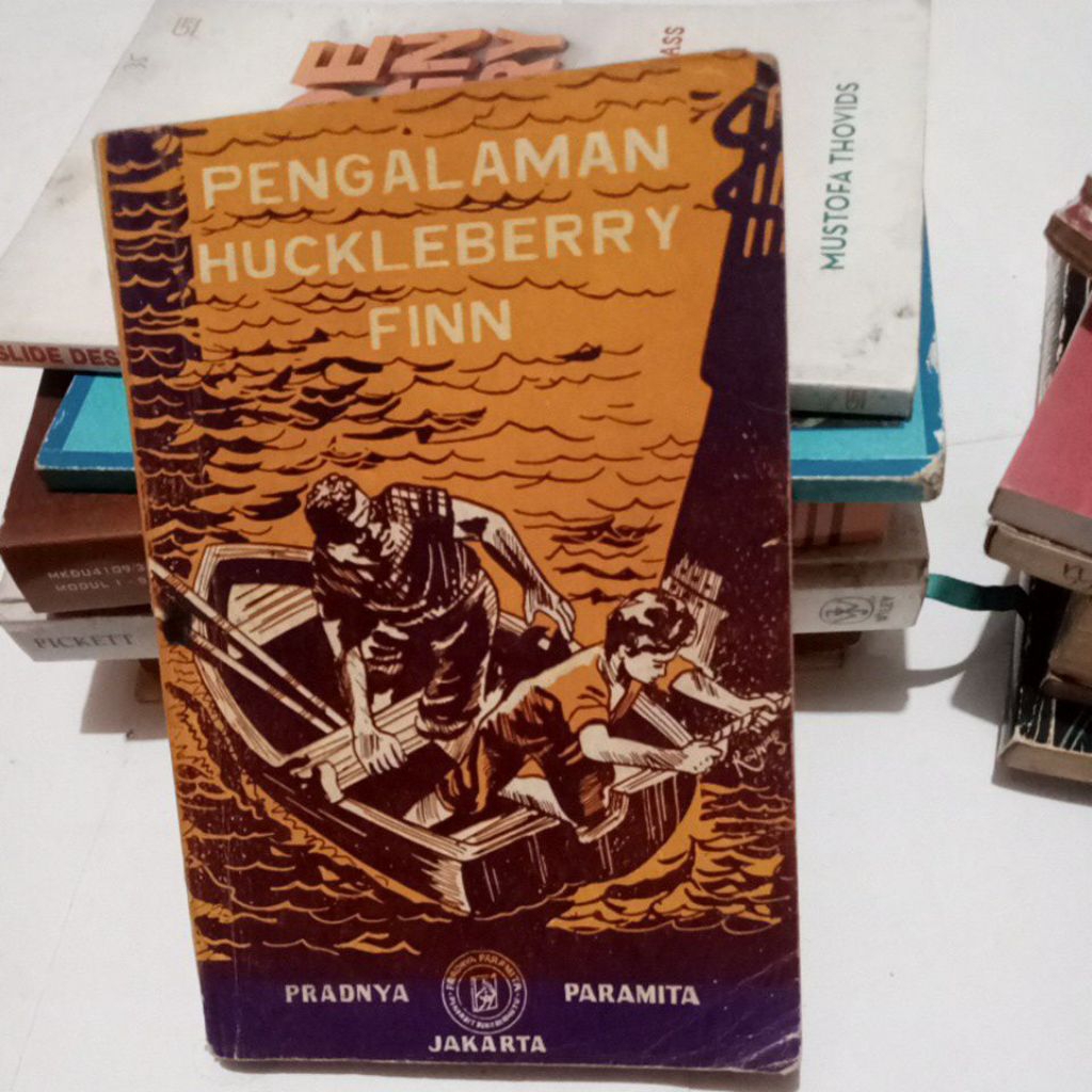 BUKU PENGALAMAN HUCKLEBERRY FINN