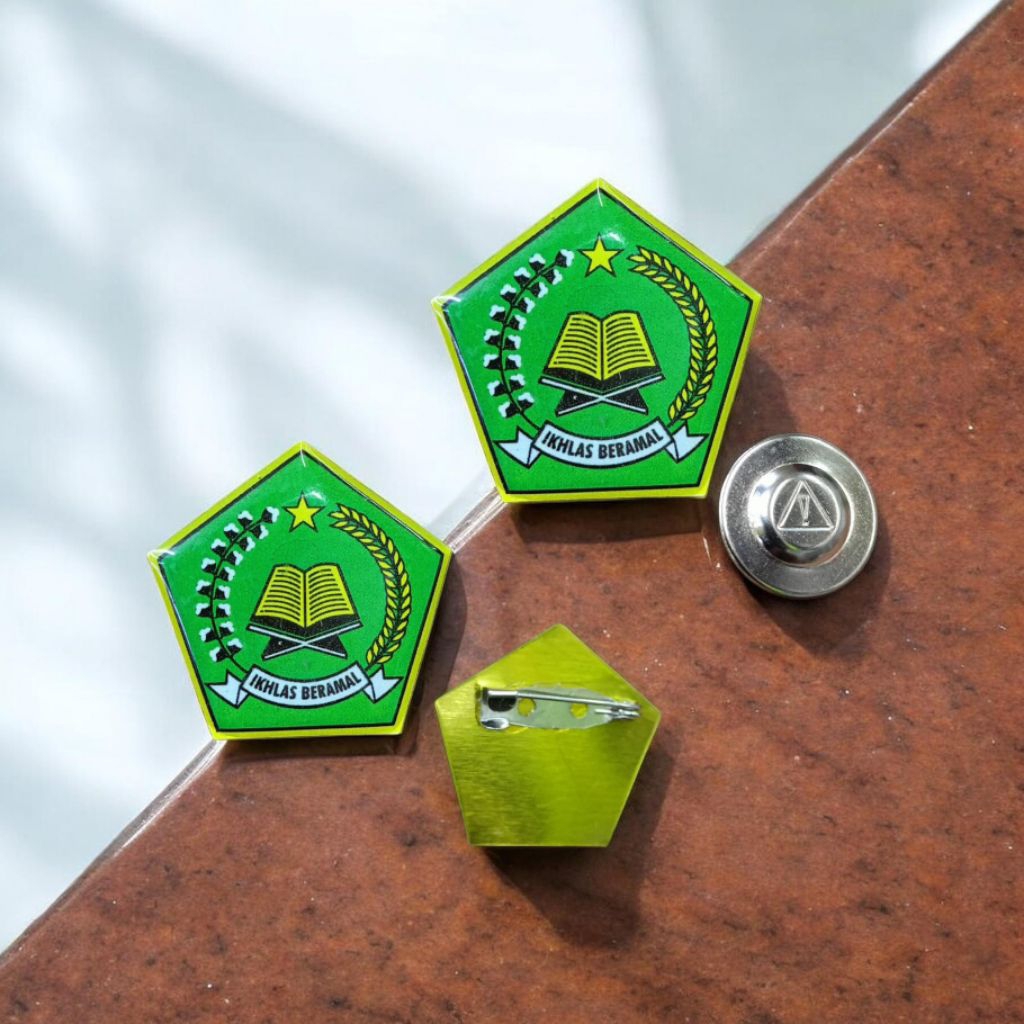 PIN LOGO KEMENAG LAPIS FIBER HALUS