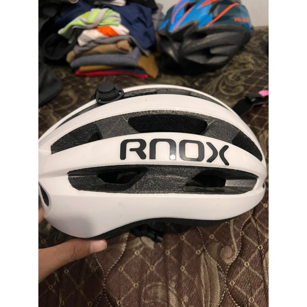 helm sepeda RNOX