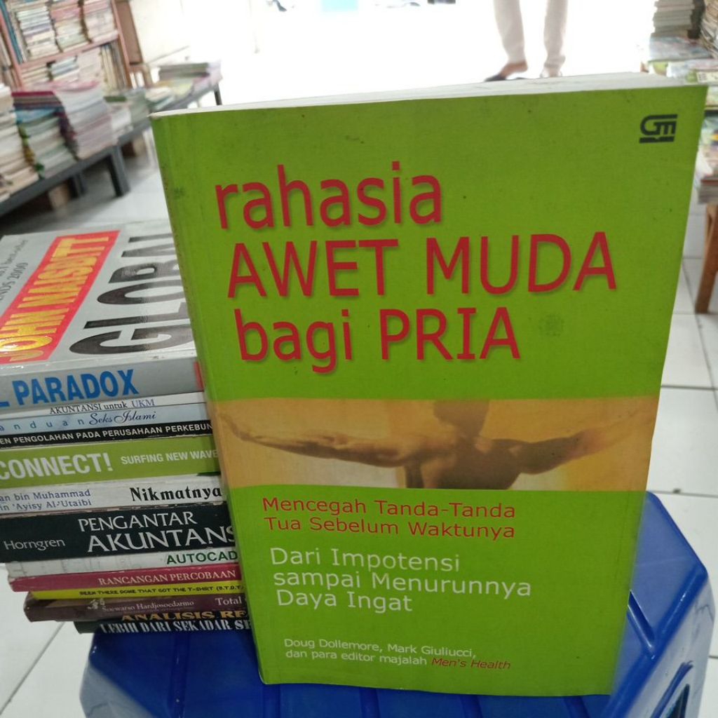 RAHASIA AWET MUDA BAGI PRIA(DOUG DOLLEMORE) BUKU BEKAS