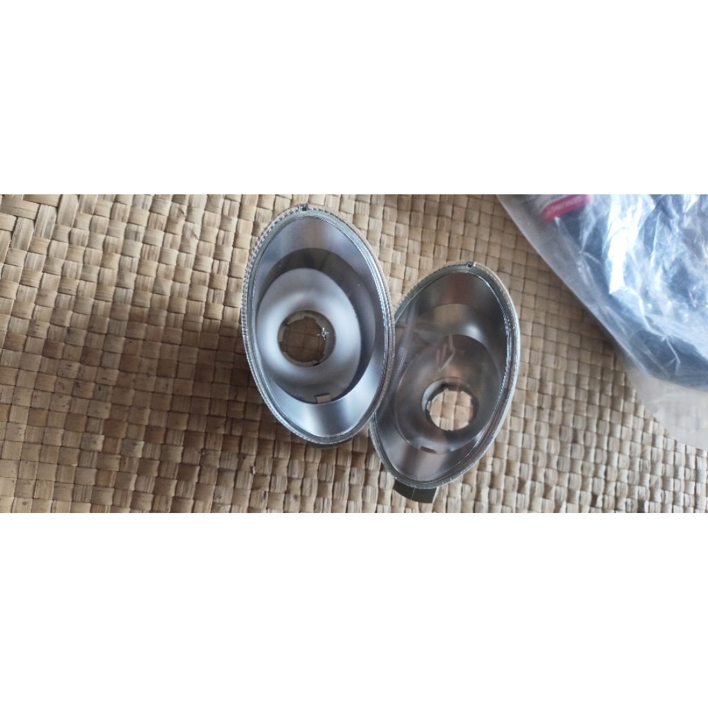 Lampu sein bumper, Daihatsu Ceria