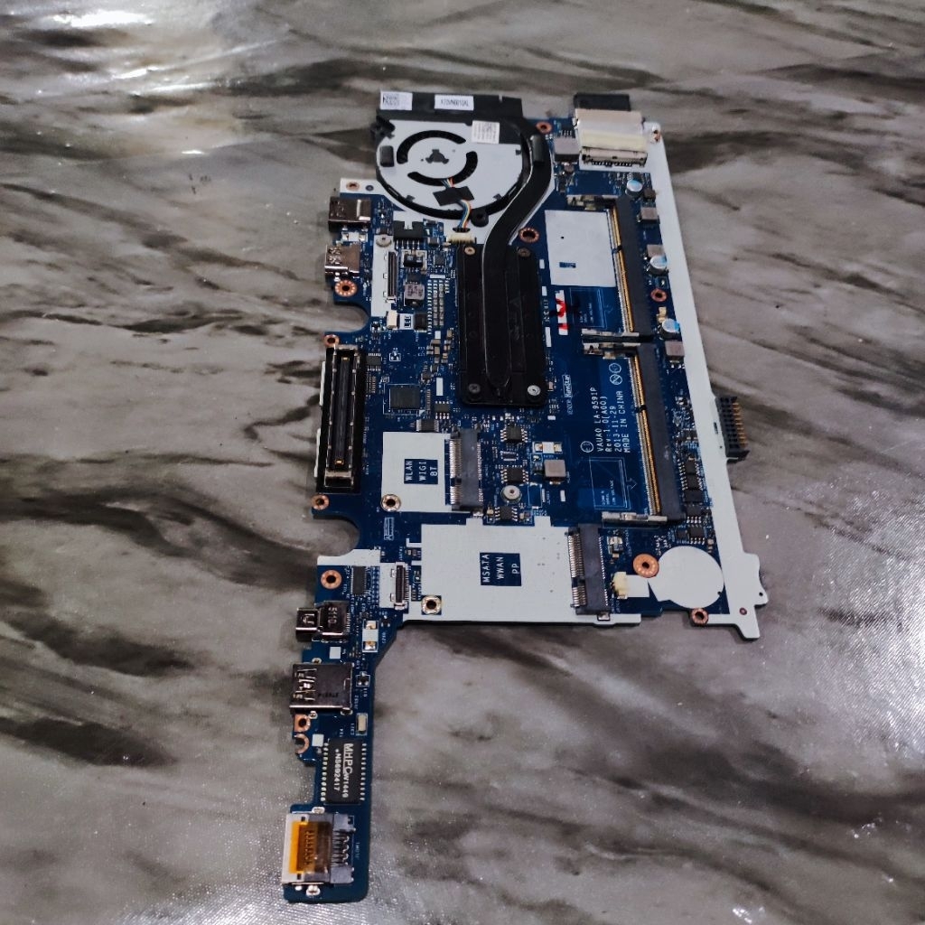 motherboard Mainboard Mobo normal laptop dell Inspiron 14 5000-5447 core i7 gen4