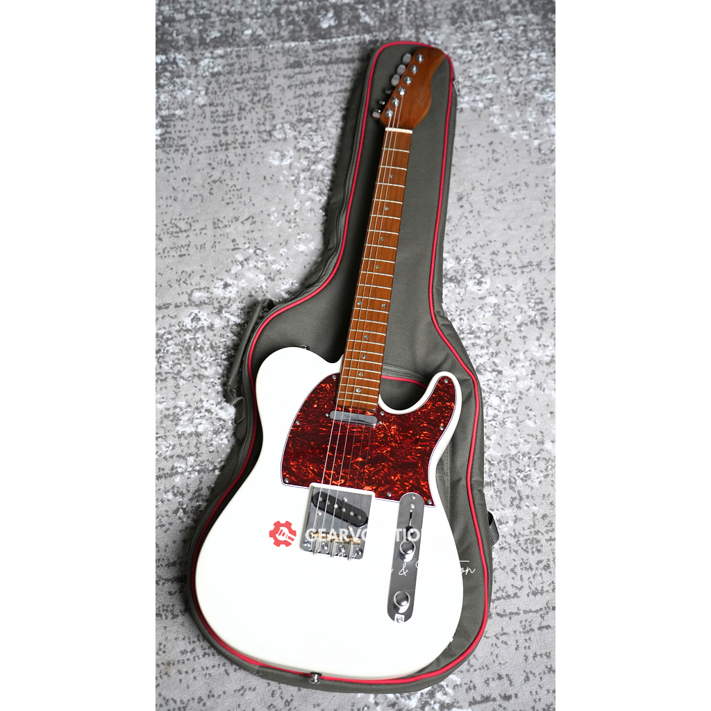 Sire Larry Carlton T7 Desmond Mod
