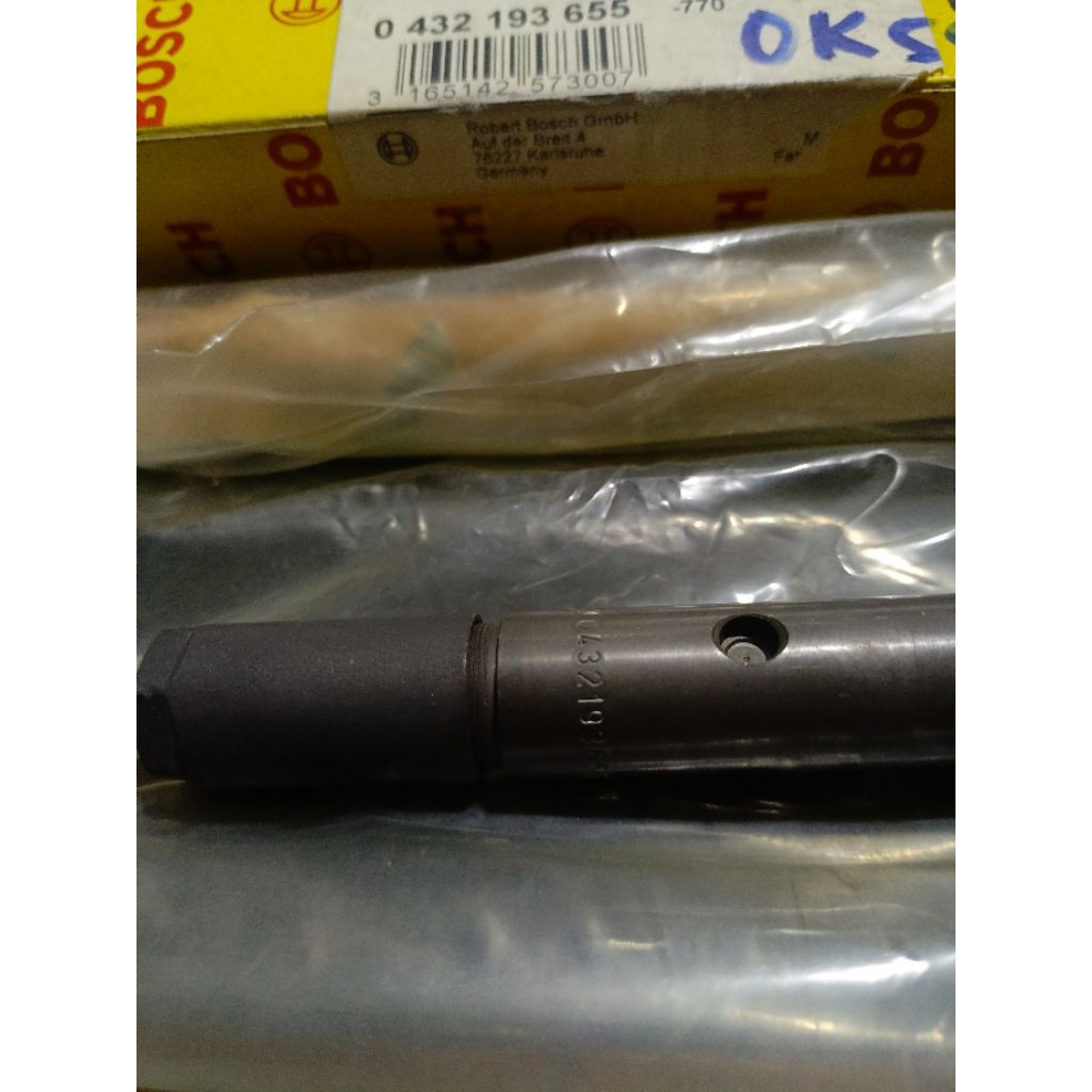 injector/ nozel kia carnival disel