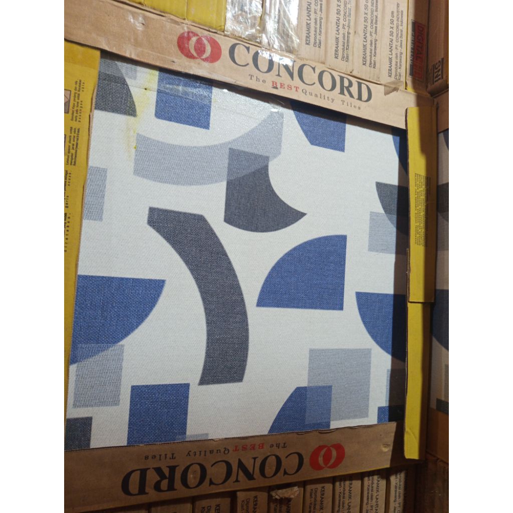 keramik lantai matte 50x50 carpot / garasi brand Concord