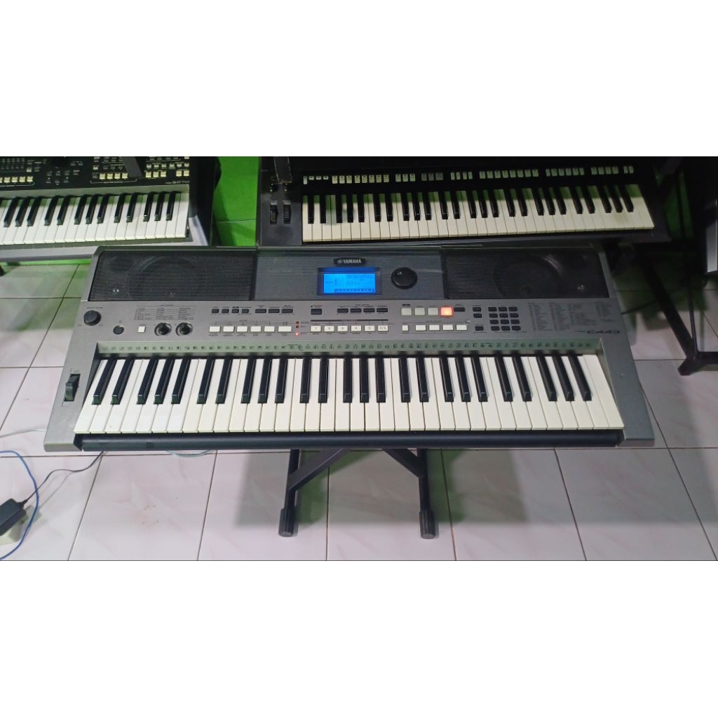 keyboard yamaha psr e443 second