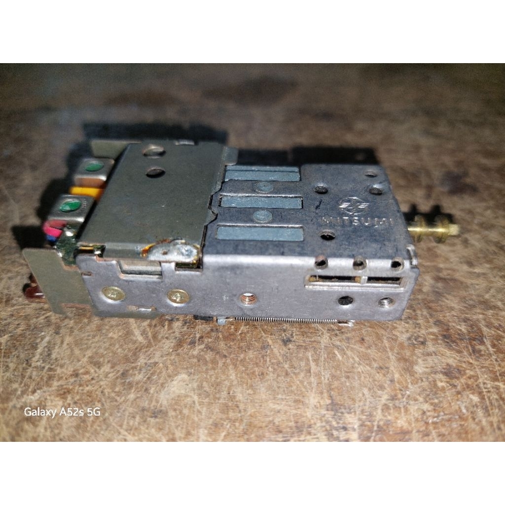 Tuner Mitsumi Frekwensi atas 88-108 Mhz