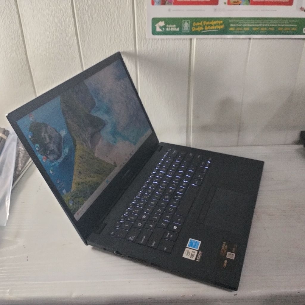 Asus Expertbook i5-10210U Ram 8Gb/SSD 256Gb