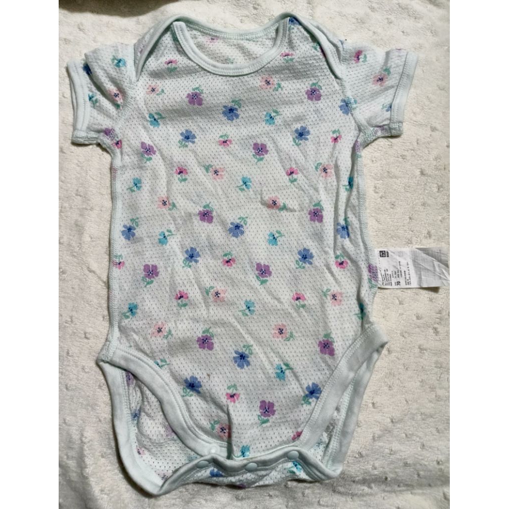 Preloved Baju Bayi/Bodysuit Bayi/ Jumper UNIQLO