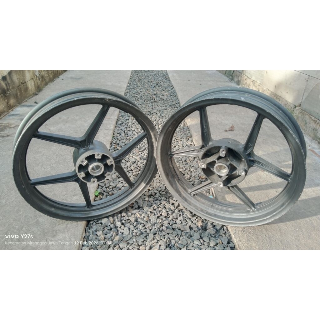 velg axio scorpio