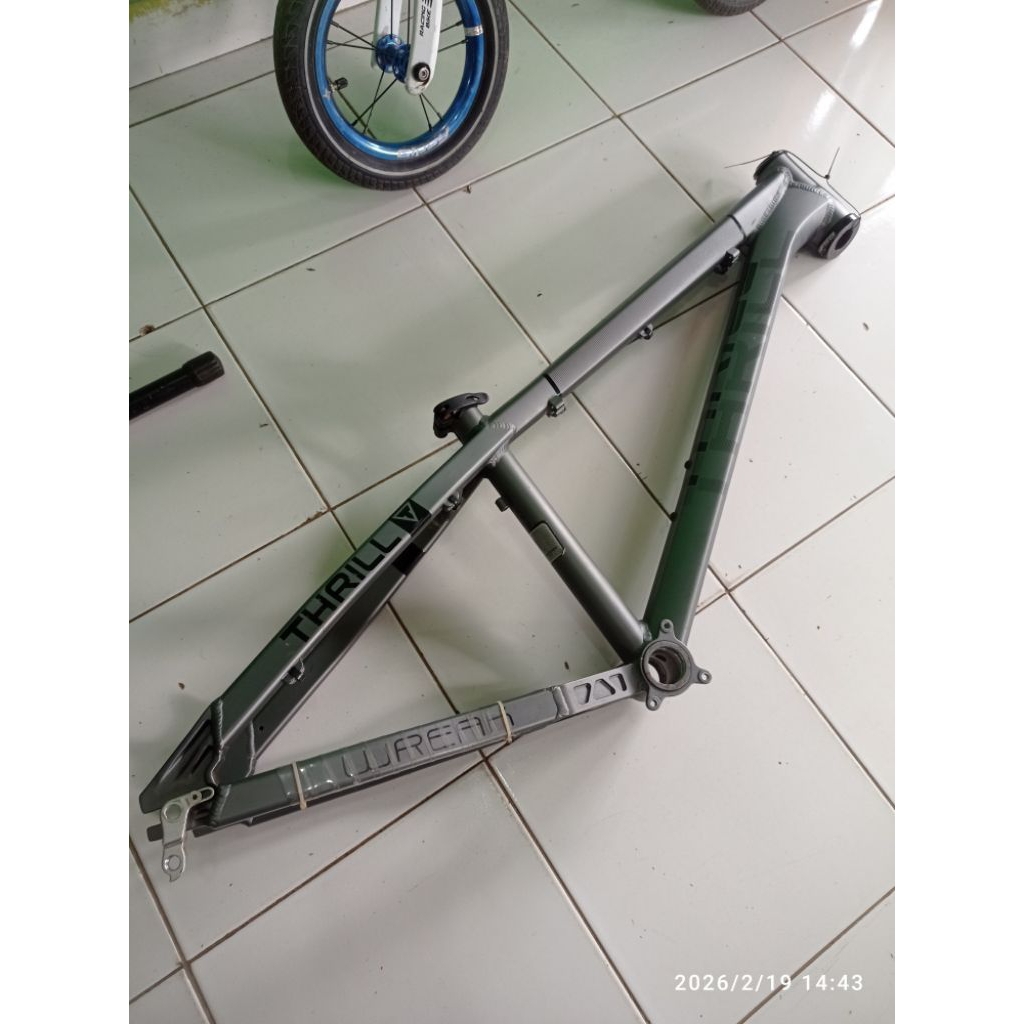 frame thrill wreak size S
