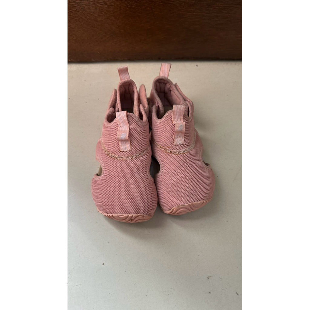 PYOPP barefood sandals (second)