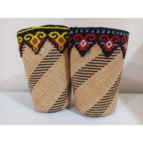 Jari Manik Tas Anjat Rotan