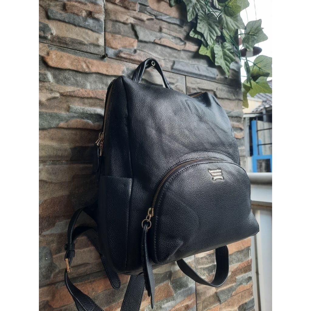 Ransel Kulit Hitam Samantha Thavasa