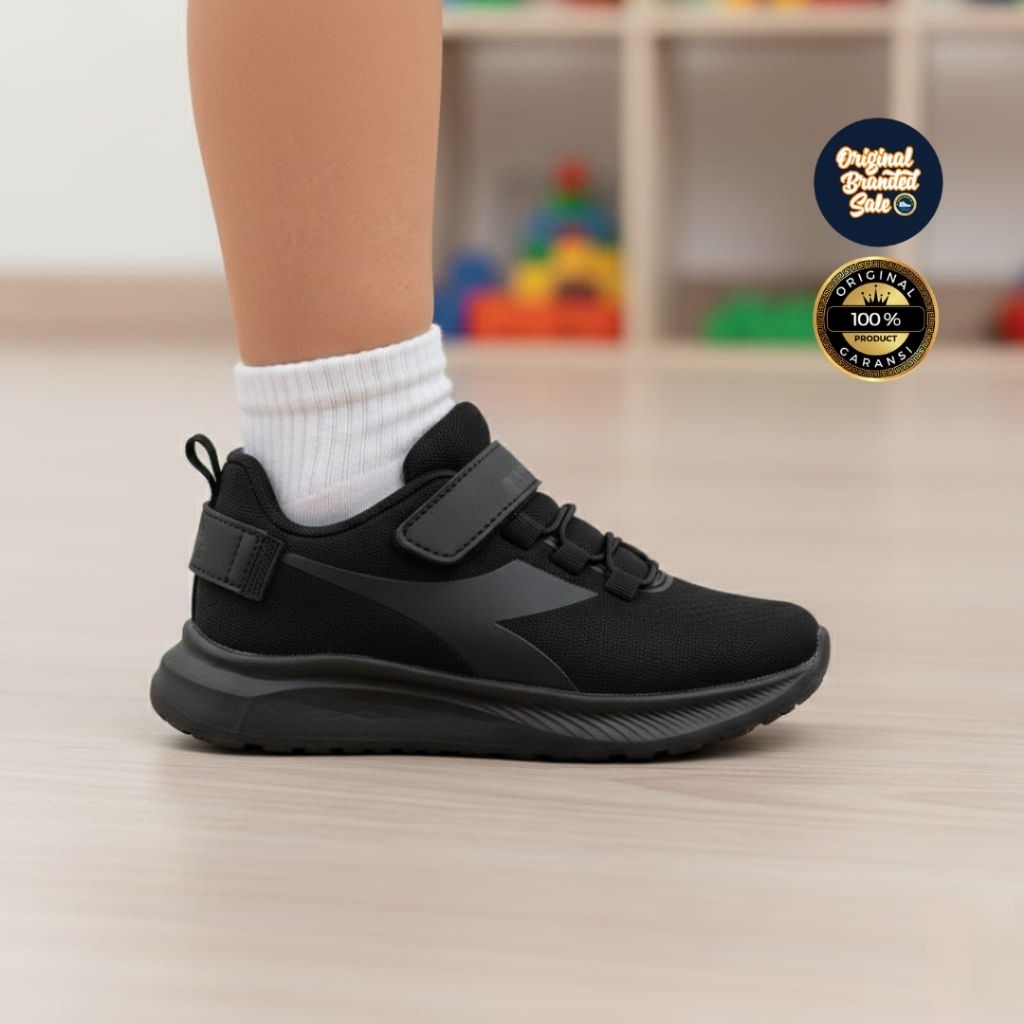 ORIGINAL GARANSI SEPATU DIADORA NAILAN JUNIOR MONO BLACK SIZE 30/33/34/35