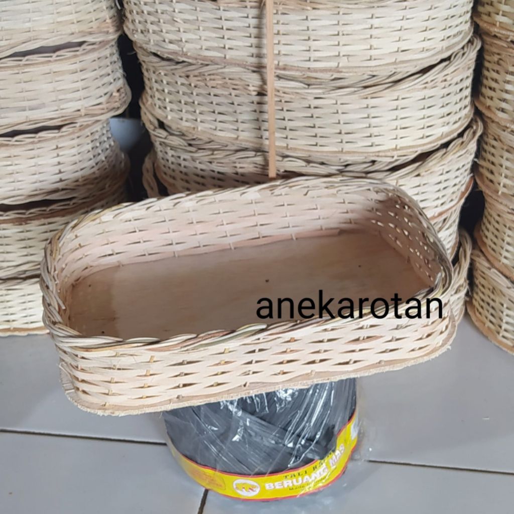 keranjang rotan kotak hampers hantaran kosmetik