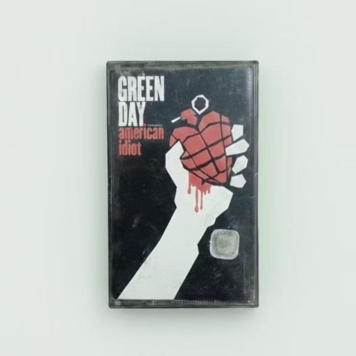 Kaset Green Day - American Idiot (Cover Ada Lengket / Pita Bagus)