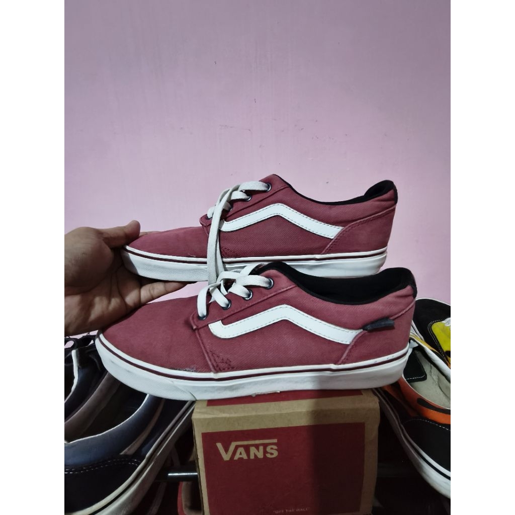 Sepatu Sneakers Vans Chapman Stripe Merah maroon old skool authentix size 42.5 (istimewa legit)