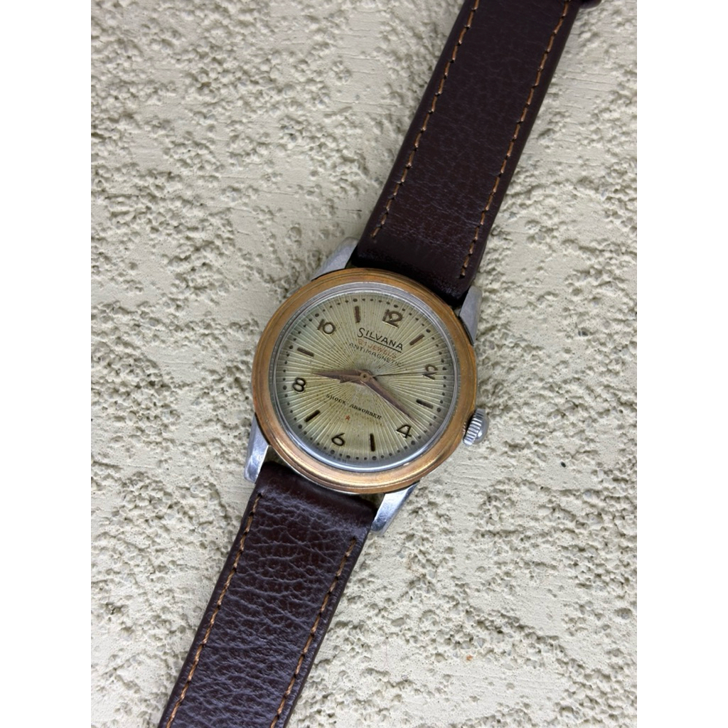Dresswatch Jam tangan Vintage Silvana 21j 60s Second Preloved