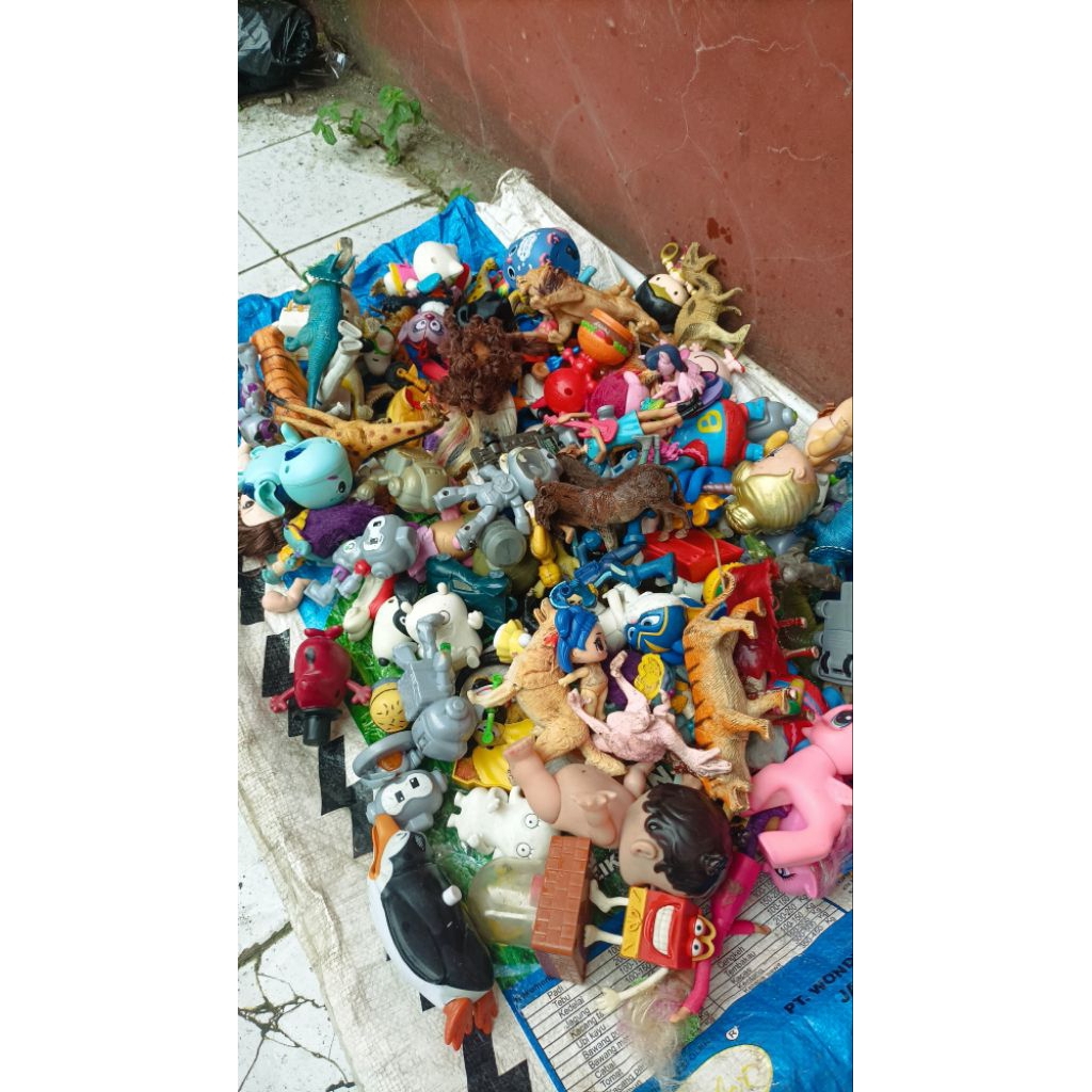 mainan mcd bekas murah