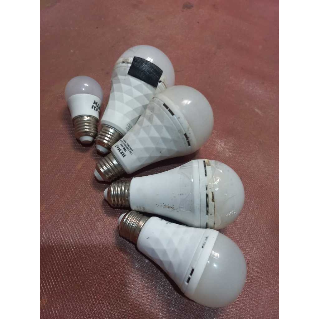 4 pcs lampu emergency plus 1 lampu LED bekas jual all in baca deskripsi