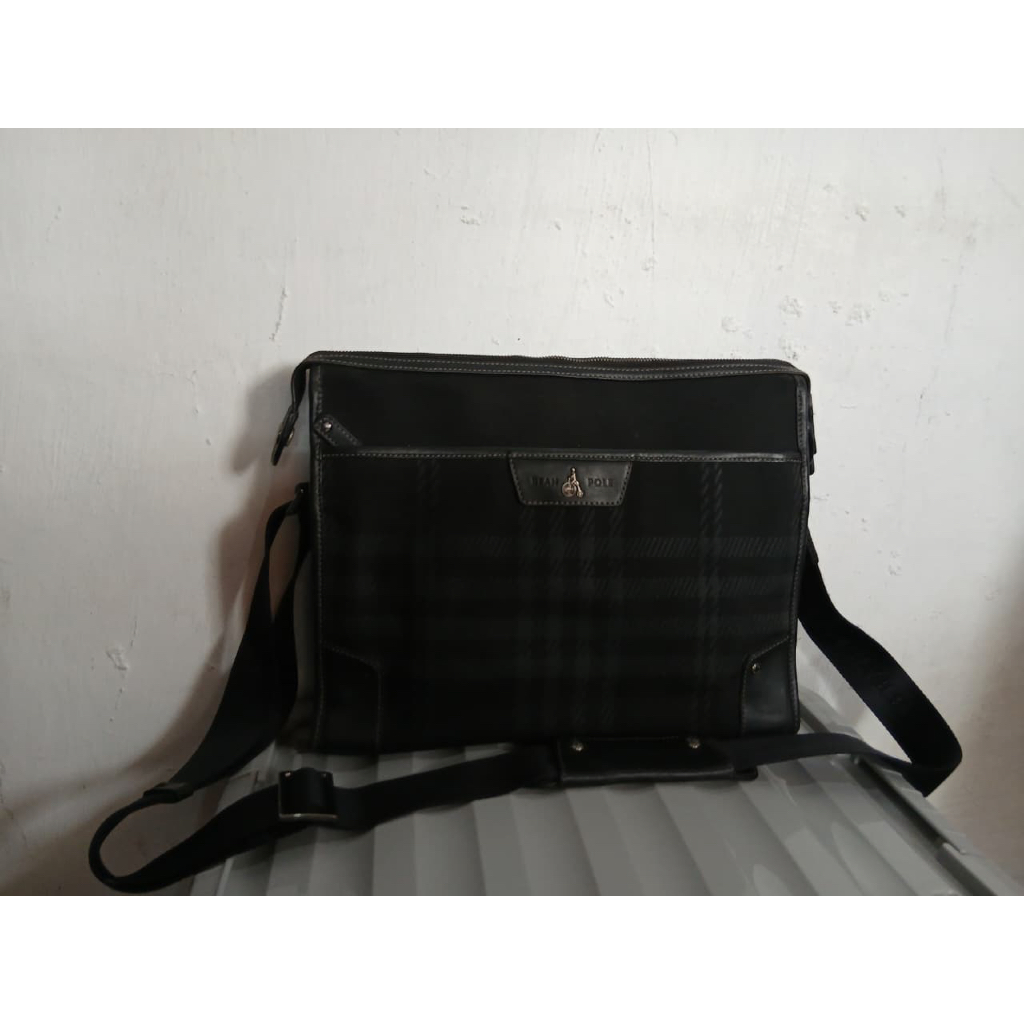 tas sling bag slempang pria cowo brand BEAN POLE BEANPOLE canvas mix leather hitam preloved LIKE NEW