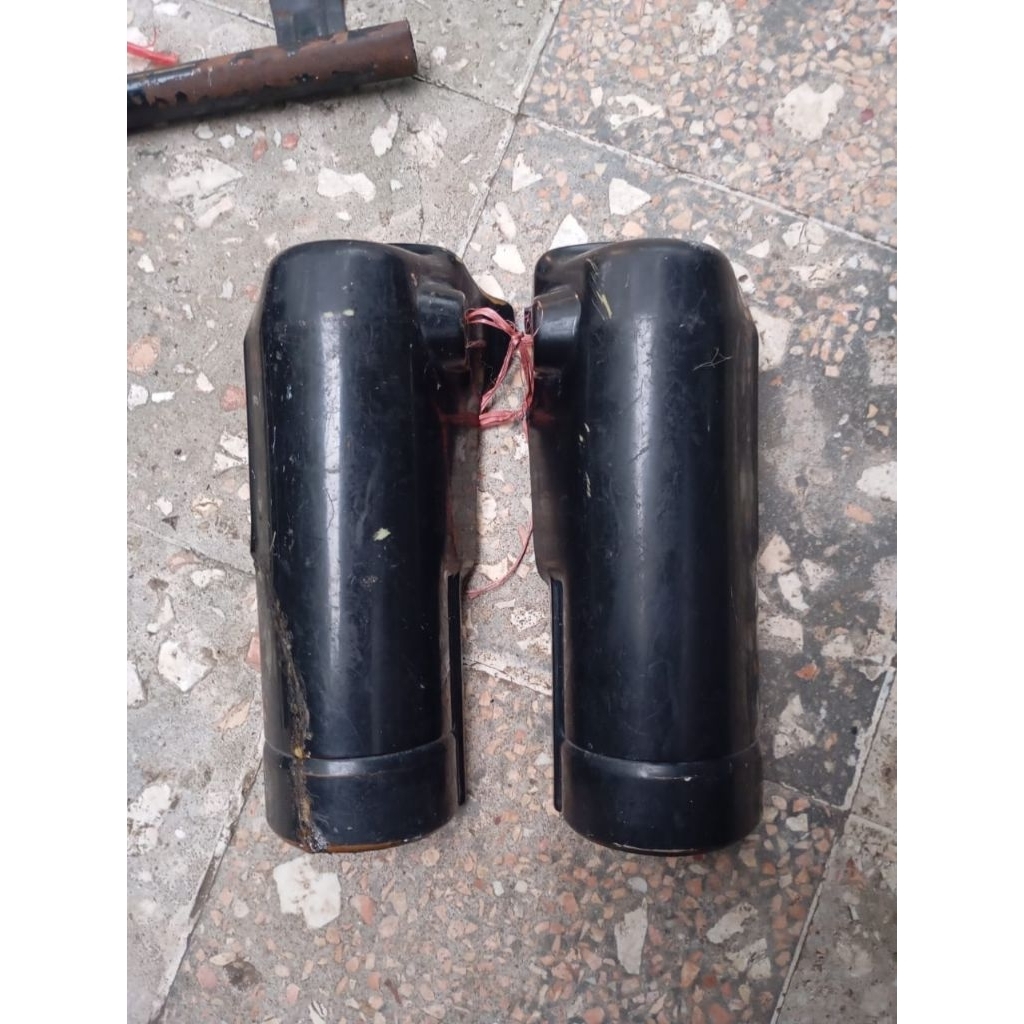 Cover shok tutup spakbor depan yamaha force1 f1z force 1 fiz kotak original copotan