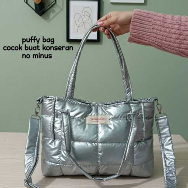 Tas Manusia Silver