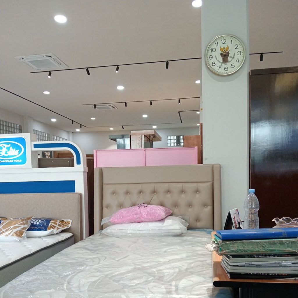 Divan + sandaran minimalis 140x200