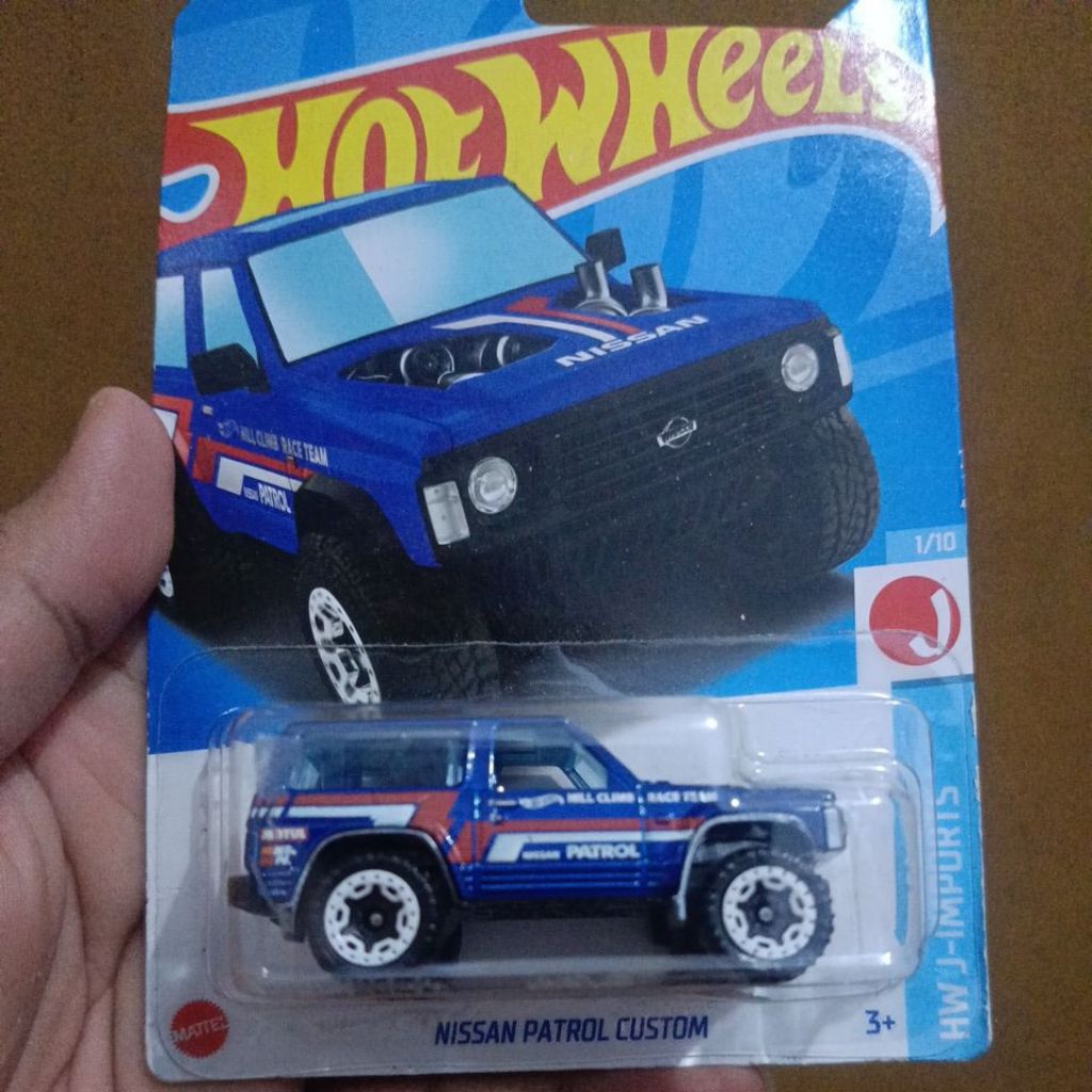 Hotwheels Nissan Patrol Custom
